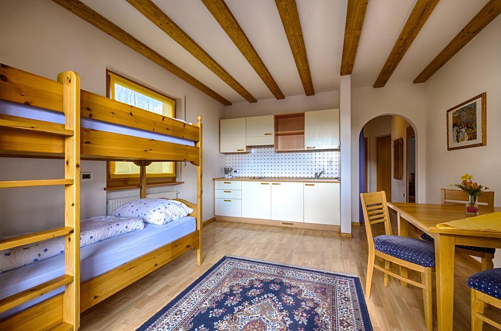 Hotel & Residenz Traubenheim Nalles Ruang foto